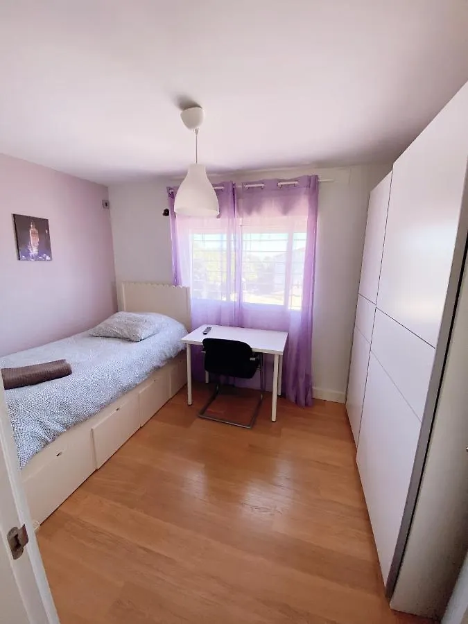 Mholidays Tomares Homestay